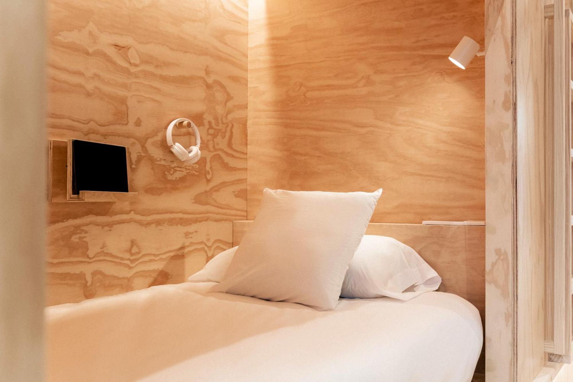 Colo Colo Hostel Валенсия Екстериор снимка